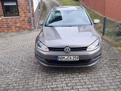 Gebraucht VW Golf VII Comfortline 110 PS (80 kW) 2015 Braun Kombi