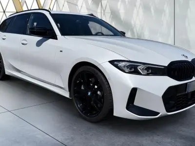 Second-hand BMW 330 M Sport 245 CP (180 kW) 2024 Alb Break