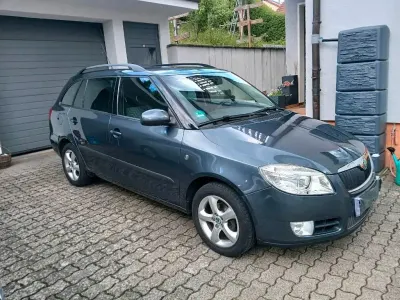 Gebraucht Skoda Fabia 86 PS (63 kW) 2009 Grau Kombi