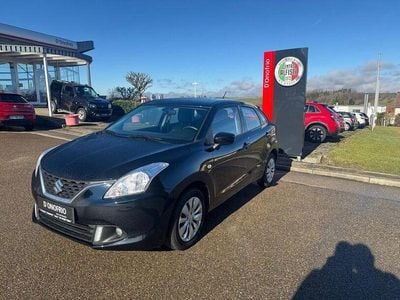 Gebraucht Suzuki Baleno Club 90 PS (66 kW) 2016 Midnight black pearl metallic Kleinwagen