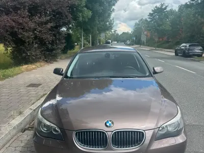Gebraucht BMW 523 177 PS (130 kW) 2006 Braun Limousine