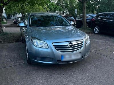 Gebraucht Opel Insignia 160 PS (117 kW) 2010 Silber Kombi