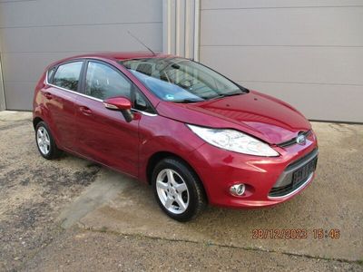 gebraucht Ford Fiesta 1.4 Titanium