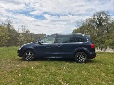 Gebraucht VW Sharan Highline 177 PS (130 kW) 2015 Blau Van / Kleinbus