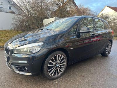 Schwarz Gebraucht 2015 BMW 218 Sport Line Kombi | 8.999 € (Fairer Preis)