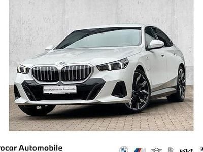 Gebraucht BMW 550e Comfort Edition 489 PS (359 kW) 2025 Weiß Limousine