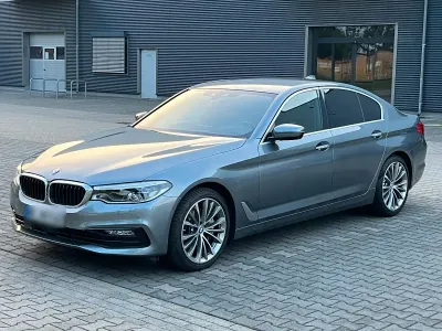 Gebraucht BMW 540 Sport Line 340 PS (250 kW) 2017 Grau Limousine