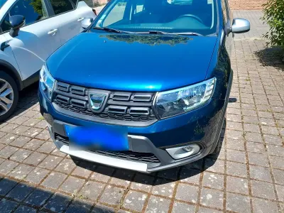 Gebraucht Dacia Sandero Stepway 66 PS (48 kW) 2016 Blau SUV