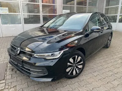 Gebraucht VW Golf VIII Goal 116 PS (85 kW) 2024 Schwarz Limousine