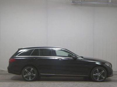 Gebraucht Mercedes C300e 306 PS (225 kW) 2020 Schwarz Limousine