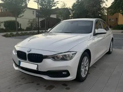 Gebraucht BMW 320 190 PS (139 kW) 2017 Weiß Limousine