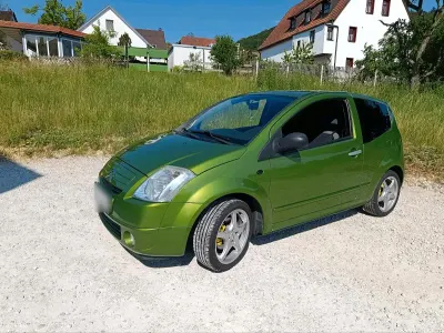 Gebraucht Citroën C2 60 PS (44 kW) 2005 Grün Kleinwagen