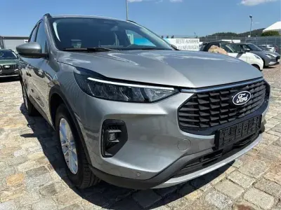 Neu Ford Kuga Titanium 186 PS (136 kW) 2026 Solarsilber metallic solarsilber metallic SUV