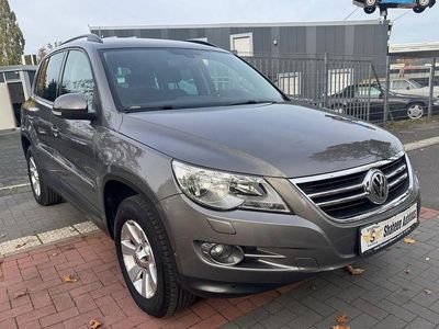 Grau Gebraucht 2009 VW Tiguan Track & Field SUV | 9.999 € (Fairer Preis)