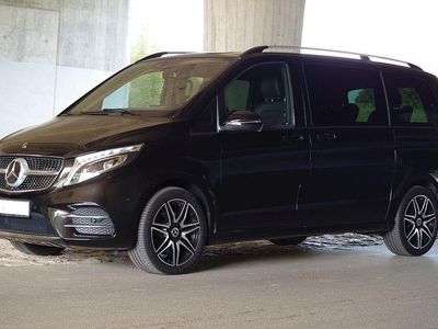 Schwarz Gebraucht 2019 Mercedes V300 Avantgarde Van / Kleinbus | 61.000 € (Teuer)