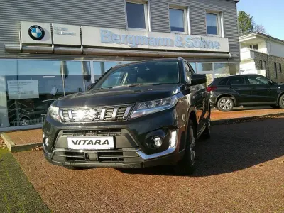 Neu Suzuki Vitara Comfort+ 110 PS (80 kW) 2026 Schwarz SUV