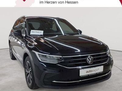 Gebraucht VW Tiguan Active 245 PS (180 kW) 2022 Schwarz SUV