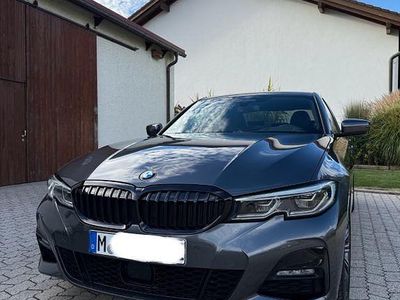 BMW 330e
