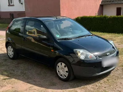 Gebraucht Ford Fiesta 70 PS (51 kW) 2006 Schwarz Kleinwagen
