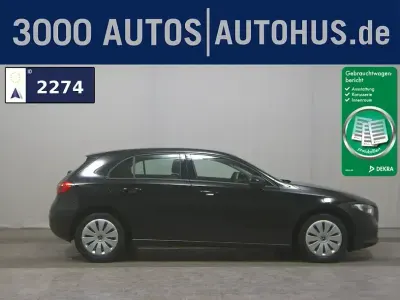 Używany Mercedes A180 116 KM (85 kW) 2022 Czarny Sedan/Limuzyna