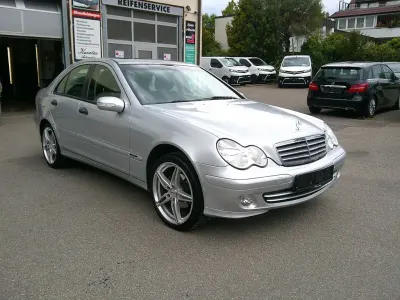 Second-hand Mercedes C200