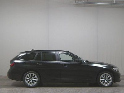 Usata BMW 318 Advantage 150 CV (110 kW) 2022 Nero Station wagon