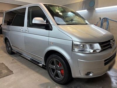 Gebraucht VW Multivan Highline 179 PS (131 kW) 2013 Silber Van