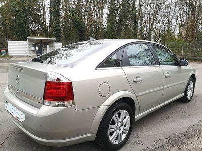 Gebraucht Opel Vectra GTS 140 PS (102 kW) 2006 Silber Limousine