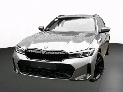 Gebraucht BMW 320 M Sport 184 PS (135 kW) 2023 Grau Kombi