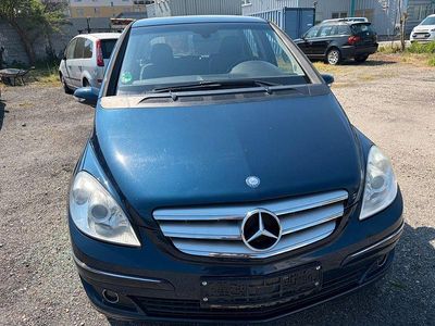 Gebraucht Mercedes B200 136 PS (100 kW) 2006 Blau Van / Kleinbus