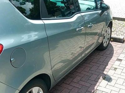 Gebraucht Opel Meriva 95 PS (69 kW) 2013 Grün Van / Kleinbus