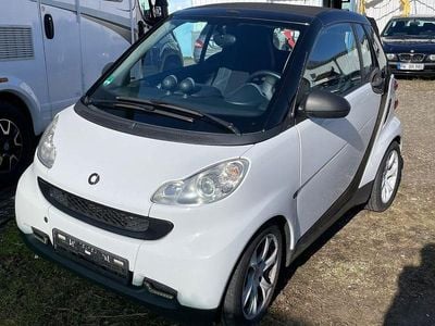 Weiß Gebraucht 2009 Smart ForTwo Cabrio Passion Cabrio | 4.250 € (Teuer)