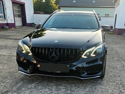 Schwarz Gebraucht 2014 Mercedes E250 AMG Kombi | 16.500 € (Fairer Preis)