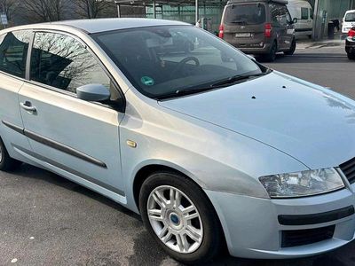 Gebraucht Fiat Stilo Active 103 PS (75 kW) 2003 Blau Kleinwagen