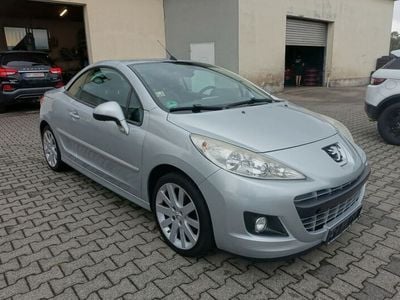 Gebraucht Peugeot 207 CC Platinum 156 PS (114 kW) 2011 Grau Cabrio