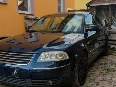 Gebraucht VW Passat 200 PS (147 kW) 2002 Blau Limousine