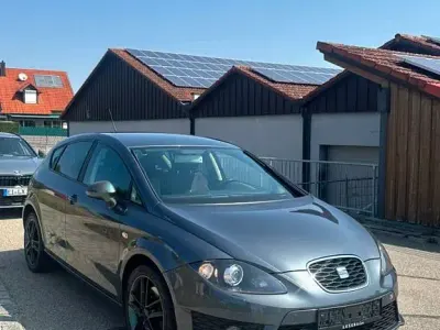 Gebraucht Seat Leon FR 170 PS (125 kW) 2010 Grau Kleinwagen