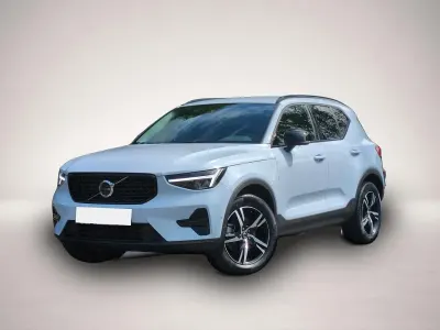 Gebraucht Volvo XC40 Plus 163 PS (119 kW) 2025 Manufacturer SUV