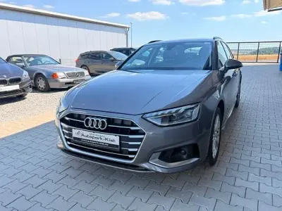 Gebraucht Audi A4 Advanced 163 PS (119 kW) 2022 Grau Kombi