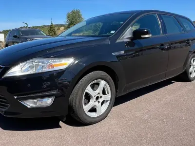 Gebraucht Ford Mondeo Trend 116 PS (85 kW) 2013 Schwarz Limousine