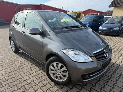 Gebraucht Mercedes A160 90 PS (66 kW) 2011 Grau Kleinwagen