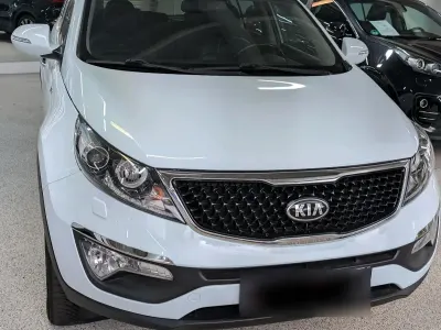 Gebraucht Kia Sportage 136 PS (100 kW) 2015 Weiß SUV