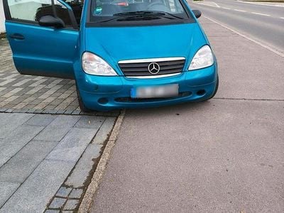 Gebraucht Mercedes A160 97 PS (71 kW) 2001 Blau Kleinwagen