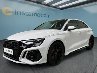 Gebraucht Audi RS3 Sportback 400 PS (294 kW) 2023 Weiß Kleinwagen