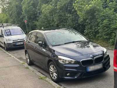 Gebraucht BMW 218 Advantage 150 PS (110 kW) 2016 Blau Van / Kleinbus