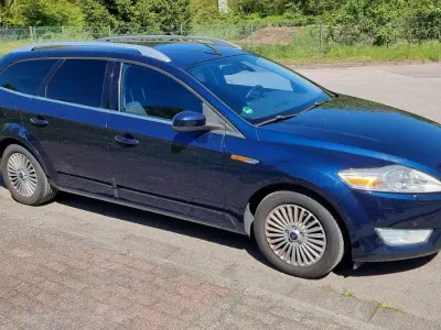 Używany Ford Mondeo Titanium 140 KM (102 kW) 2008 Niebieski Sedan/Limuzyna
