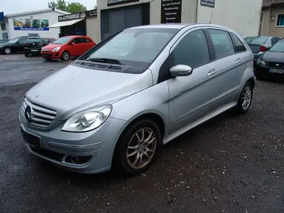 Gebraucht Mercedes B170 116 PS (85 kW) 2006 Silber Van / Kleinbus