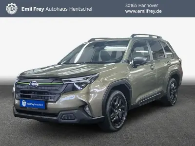 Neu Subaru Forester Exclusive+ 136 PS (100 kW) 2026 Grün SUV