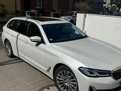 Gebraucht BMW 530 Luxury Line 245 PS (180 kW) 2022 Weiß Kombi