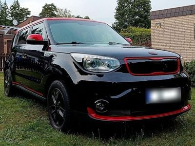 Second-hand Kia Soul Play 80 kW (110 CP) 2016 Negru SUV